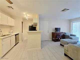 Photo #4: 2672717 Listing 