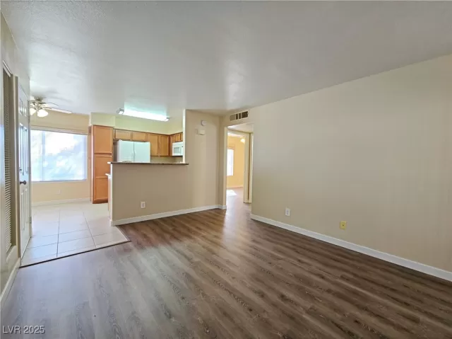 MLS: 2672721 Condo For Sale
