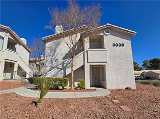 Photo #1: 2672721 Listing 