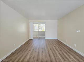 Photo #6: 2672721 Listing 