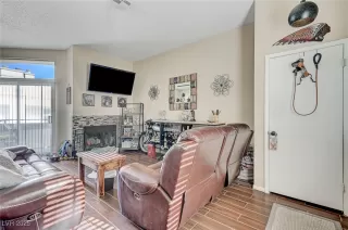 Photo #1: 2672781 Listing