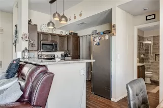 Photo #5: 2672781 Listing