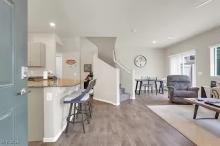 Photo #3: 2672810 Listing