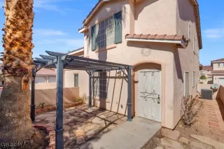 Photo #1: 2672816 Listing 