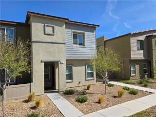 Photo #1: 2672820 Listing 