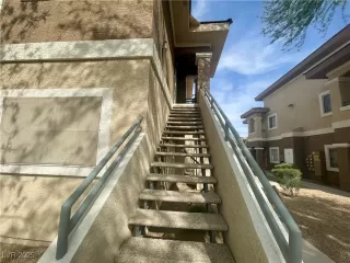 Photo #2: 2672870 Listing 