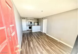 Photo #3: 2672901 Listing 