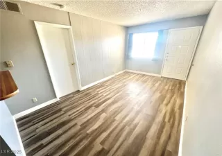 Photo #6: 2672901 Listing 