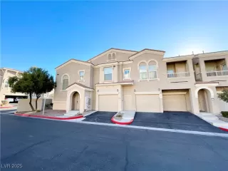 Photo #1: 2672920 Listing 