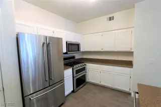 Photo #3: 2672920 Listing 