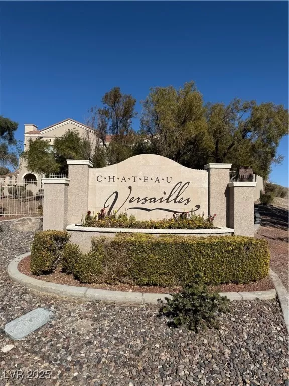 MLS: 2672925 Condo For Sale