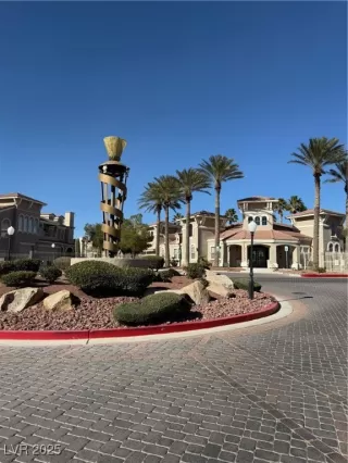 Photo #1: 2672925 Listing