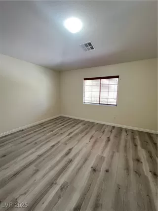 Photo #3: 2672927 Listing 