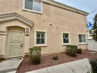 Photo #1: 2672955 Listing 