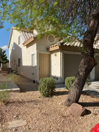 Photo #1: 2672962 Listing 