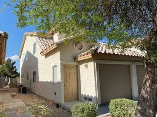 Photo #2: 2672962 Listing 