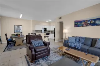 Photo #5: 2672965 Listing