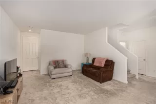 Photo #1: 2672998 Listing