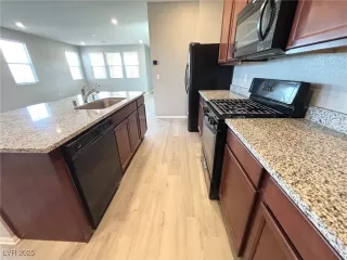 Photo #4: 2673007 Listing 