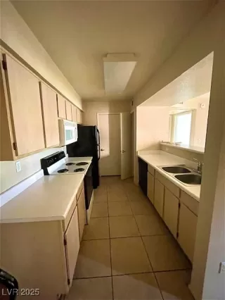 Photo #4: 2673042 Listing 