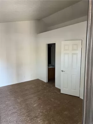 Photo #3: 2673075 Listing 