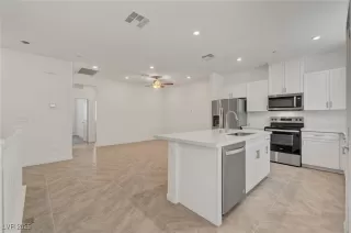 Photo #2: 2673138 Listing 