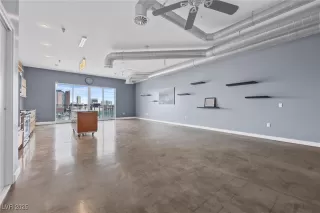 Photo #4: 2673150 Listing