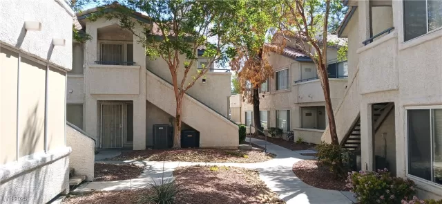 MLS: 2673202 Condo For Sale