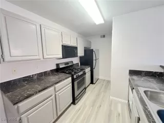 Photo #1: 2673223 Listing 