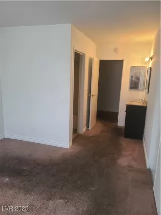 Photo #5: 2673245 Listing