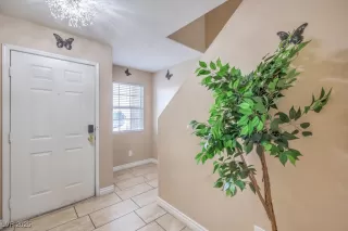 Photo #3: 2673276 Listing