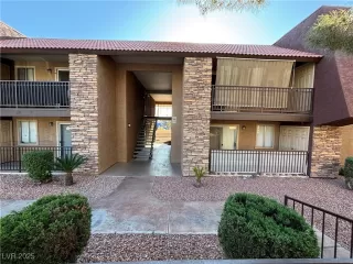 Photo #1: 2673280 Listing 