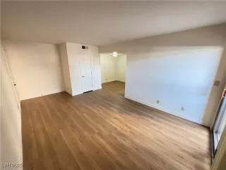 Photo #4: 2673280 Listing 