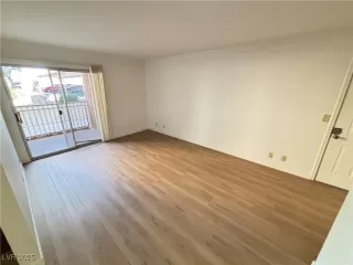 Photo #6: 2673280 Listing 