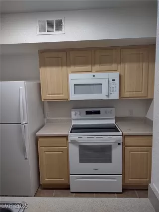 Photo #4: 2673291 Listing 