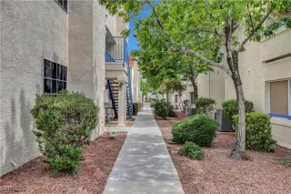 Photo #1: 2673312 Listing 