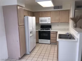 Photo #1: 2673317 Listing