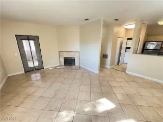 Photo #5: 2673324 Listing