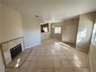 Photo #6: 2673324 Listing