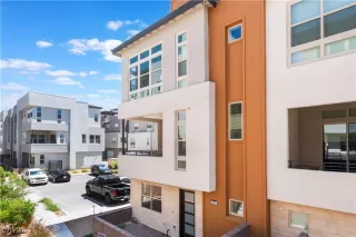 Photo #2: 2673390 Listing 