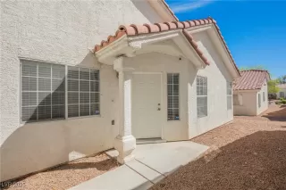 Photo #2: 2673446 Listing 