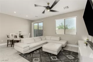 Photo #4: 2673459 Listing 