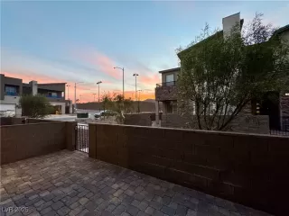 Photo #4: 2673467 Listing 