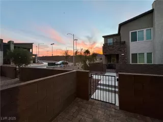 Photo #6: 2673467 Listing 