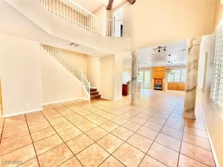 Photo #3: 2673500 Listing 