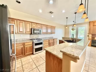 Photo #6: 2673500 Listing 