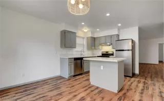 Photo #3: 2673517 Listing