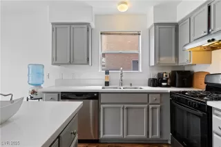 Photo #5: 2673517 Listing