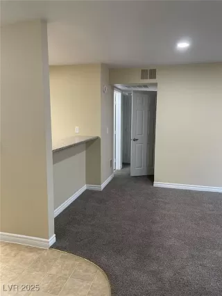 Photo #3: 2673537 Listing 