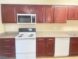 Photo #5: 2673537 Listing 